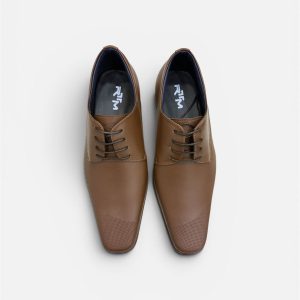 702 zapato formal miel